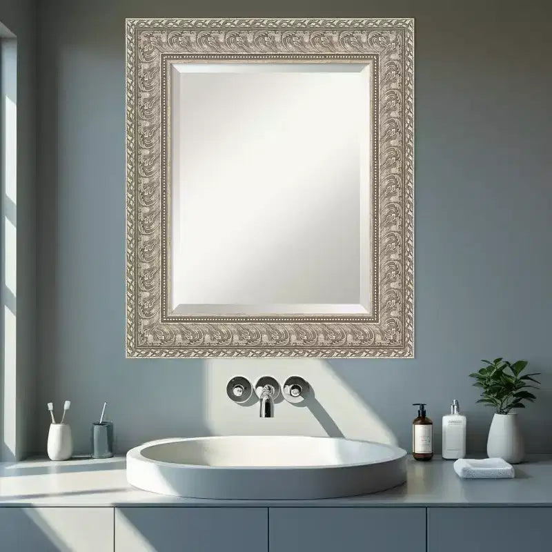 Specchio da parete per bagno con cornice smussata