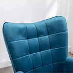 Poltrona accent Leiria in velluto liscio trapuntato con poggiapiedi, blu
